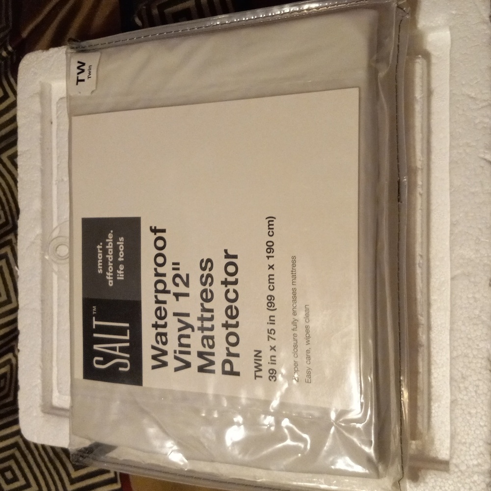 Salt waterproof vinyl 12" mattress protector twin 39x75 zipper closure #20062 wh